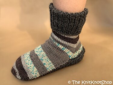 Strickanleitung Kleinkind Hausschuh-Socken "Konfetti"