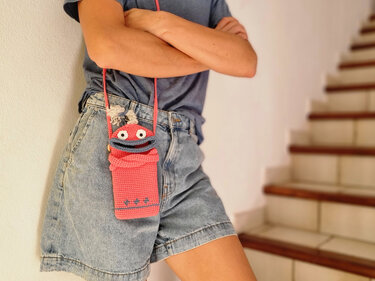 T41 crochet pattern. Small crossbody bag. Phone pouch. Kids’ bag.