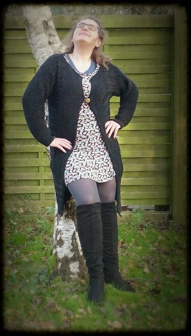 strickanleitung Longcardigan Dunkle Beere ( Ohne Maschenprobe/ Für jede Größe)