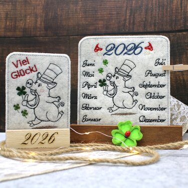 Stickdatei ITH Tischkalender Schweinchen Glücksbringer - Sticken
