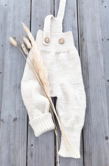 Babyhose mit Trägern stricken | Strickanleitung  Baby Trägerhose | Overall - Bild 2