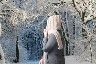 Knitting pattern Hannah's hooded scarf No. 007 - Image 3