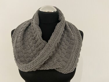 Strickanleitung - Möbiusschal "Loputon"