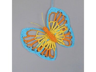 Großer, bunter Schmetterling - Dekohänger aus Wollresten - Häkelanleitung - Bild 5