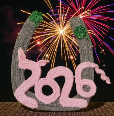 Häkelanleitung Hufeisen-Glücksbringer 2026