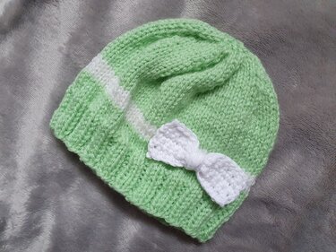 Strickanleitung Babygarnitur Größe 56/62 im Netzmuster!