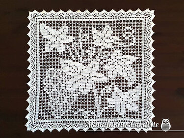 Quadratisches Deckchen (oder Kissen) "Weintrauben" - Herbstkollektion - Häkeln