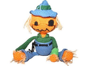 Scarekin (Pumpkin Man, Scarecrow) - Crochet Pattern