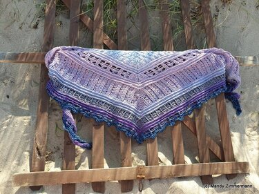 Abrienda Shawl - Crochet