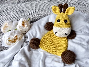 Crinkle toy little giraffe