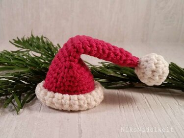 Häkelanleitung - kleine Weihnachtsmütze