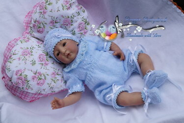 Strickanleitung für Baby's u. Reborns 3-teilig Modell Milva Gr. 38 - 40