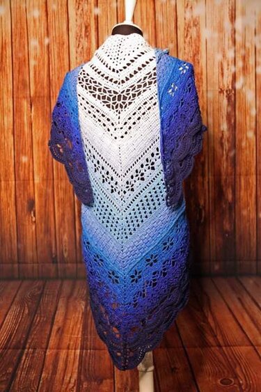 Crochet pattern Mystery shawl 2020