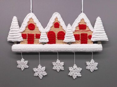 Winter houses hanging door decoration - easy from leftover yarn - Crochet