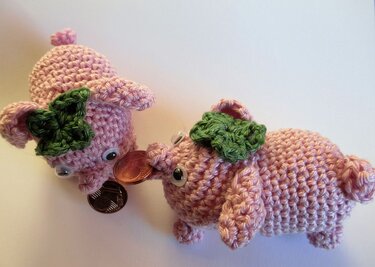 Häkelanleitung: Glücksschweinchen mit Überraschung