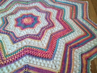 Pattern Rainbow Starlight Blanket - Crochet