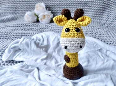 Rattle little giraffe