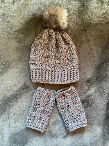 Häkelanleitung Set Mütze Pulswärmer "Verzopfter Winter"