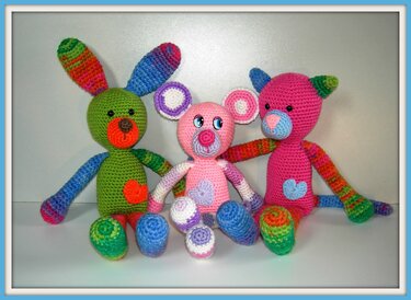 Kunterbunte Kuschelkerle Katze Maus und Hase, Schlenkertier Häkelanleitung als PDF