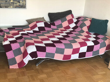 Patchworkdecke in Beerentönen - Stricken