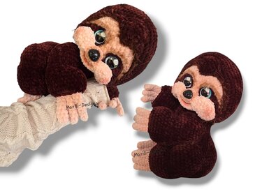 Crochet pattern for Fely the sloth