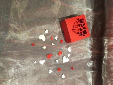 Plotterdatei Geschenkschachtel Herz - Plotting