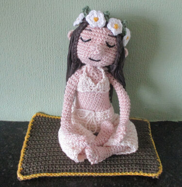 Yoga girl - Crochet
