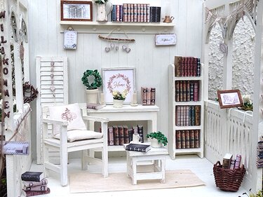 Kleine Bibliothek - Bastelbögen für Miniatur-Bücherattrappen und Dekoration - Basteln