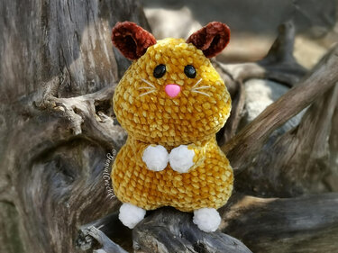 Easy Crochet Pattern - Begging Hamster Amigurumi