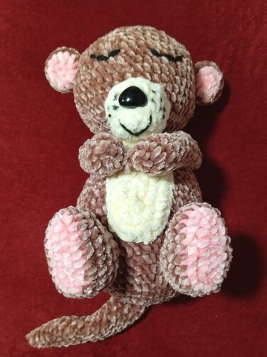 Crochet Pattern: Sleeping Otter "Otti" - Chenille Amigurumi Plushie (PDF)