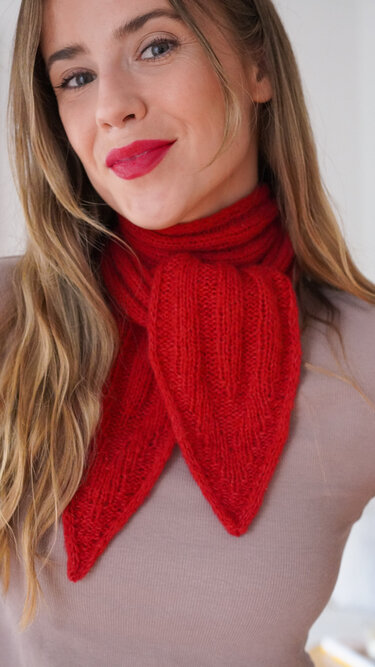 Minischal im Sophie-Scarf-Trend: wendbarer Miniscarf mit Videoanleitung
