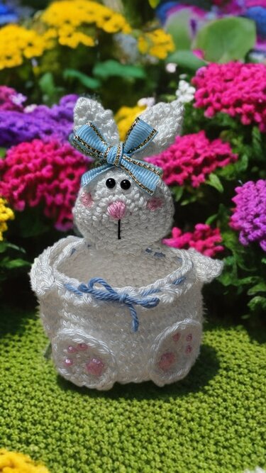 Eierbecher Osterhase - Häkeln