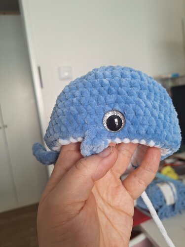 Walfamilie Häkelanleitung - Mamawal mit Babywal im Bauch häkeln