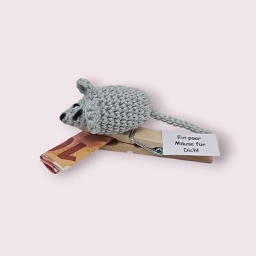 Maus auf Wäscheklammer - Geldgeschenk - Häkelanleitung