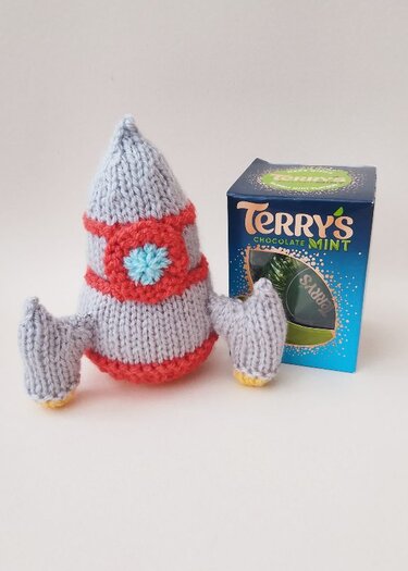 TeaCosyFolk's Rocket Chocolate Orange Cosy Knitting Pattern