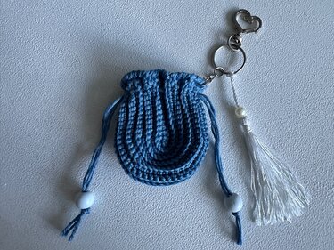Mini Boho Bag – Häkelanleitung für einen stylischen Schlüsselanhänger