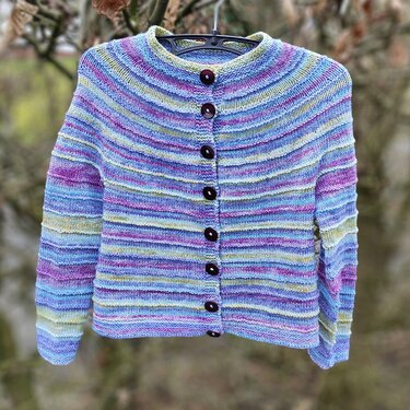 Tegaia, jacket & vest, sizes M to 4XL - Knitting