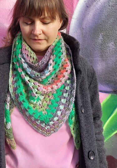REGRANNY shawl, crochet pattern, Granny shawl - Image 4