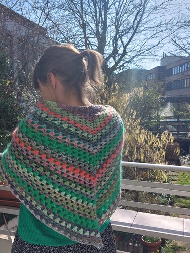 REGRANNY shawl, crochet pattern, Granny shawl