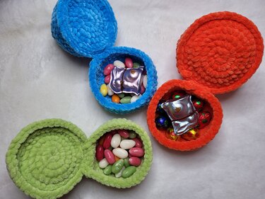 «NaschEi» Häkelanleitung - das befüllbare Klapp-Ei süsse Osterüberraschung