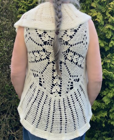 Ein Kreis, der zu einer Weste wird - Häkelanleitung - Bild 11