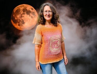 Frauhohmanns Würfelpulli No. 6: "VollMond oder "ErdbeerMond" - ein CAL - Häkeln