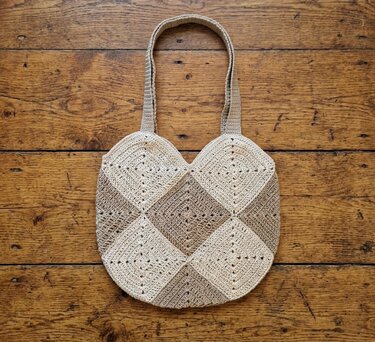Häkelanleitung Sommertasche aus Granny Squares gehäkelt