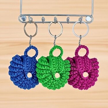 Crochet Bag Keychain PDF + Video Tutorial (English Only)