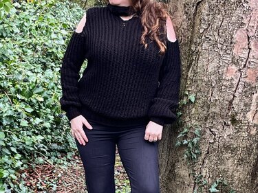 Crochet Pattern Sweater "Black Beauty"