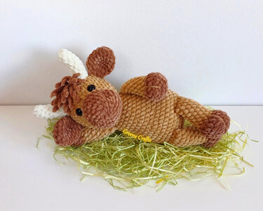 Cinnamon, the Highland Cow - Low Sew Cow Toy Crochet Pattern - Image 9