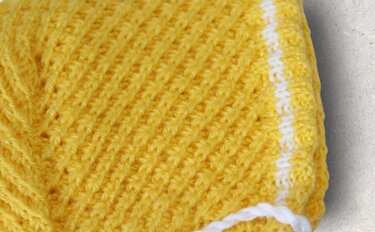 Strickanleitung Baby-Set, Söckchen, Baby-Mütze, 0-5 Monate   #140 - Bild 44