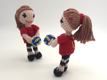 Volleyballerin häkeln - sportliche Amigurumi Figur - Bild 2