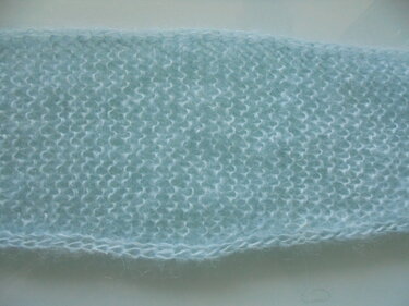 Strickanleitung Mini-Tuch Mohair mit I-Cordrand, Schaltuch, Minischal - Bild 4