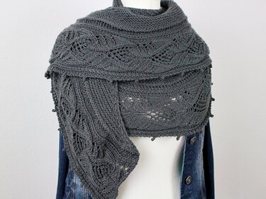 Knitting Pattern PDF Half Circle Shawl – Elegant Lace Shawl „Julietta
